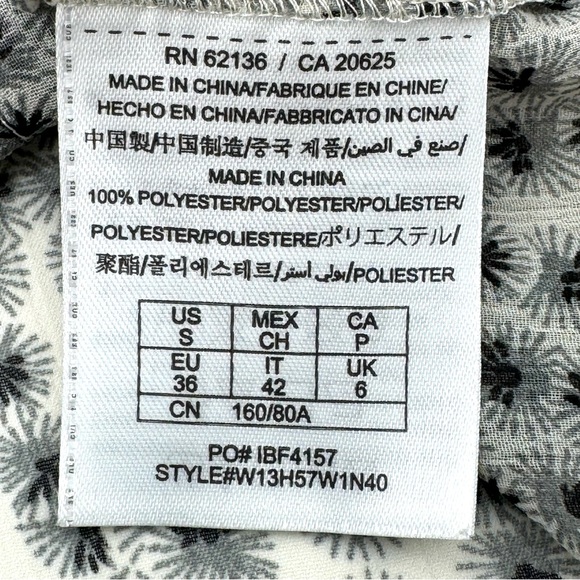 GUESS Sheer Paisley Tuxedo Pleated Ruffle Cap Sleeve Neck-tie Button Down Shirt - Picture 10 of 11